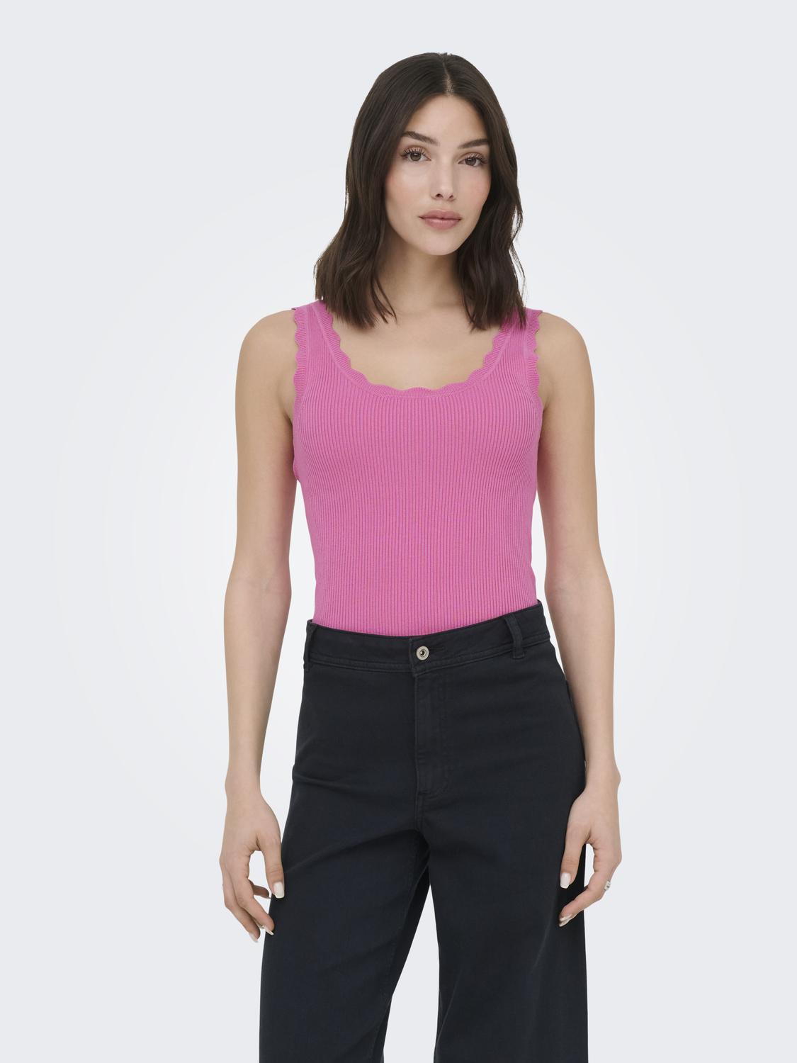 model_shot-front